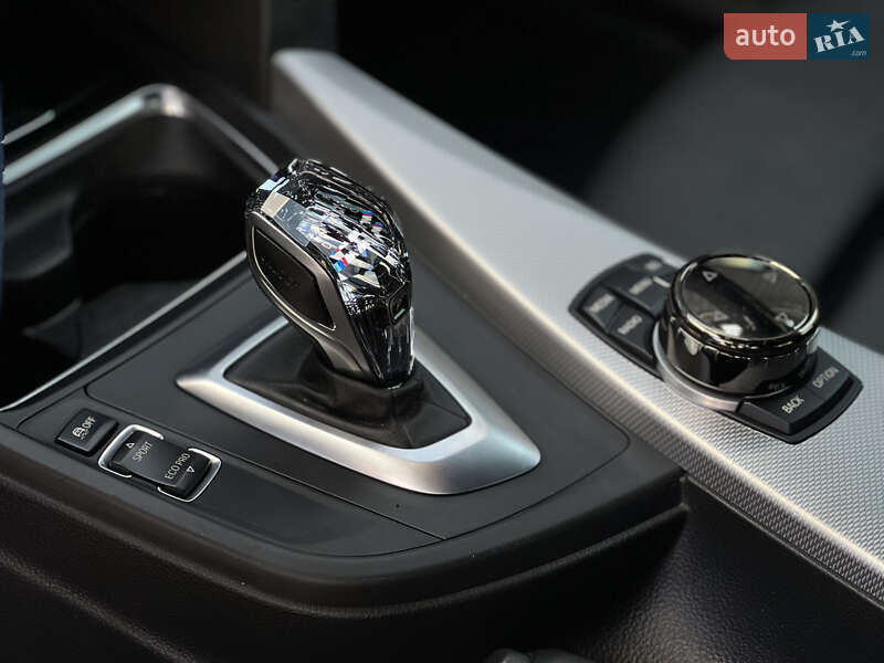 Седан BMW 3 Series 2012 в Кропивницком