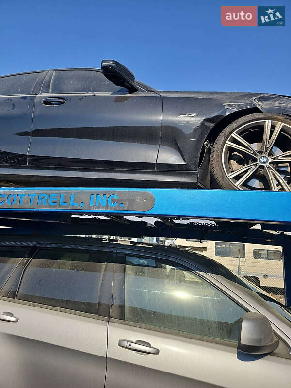 Седан BMW 3 Series 2022 в Киеве