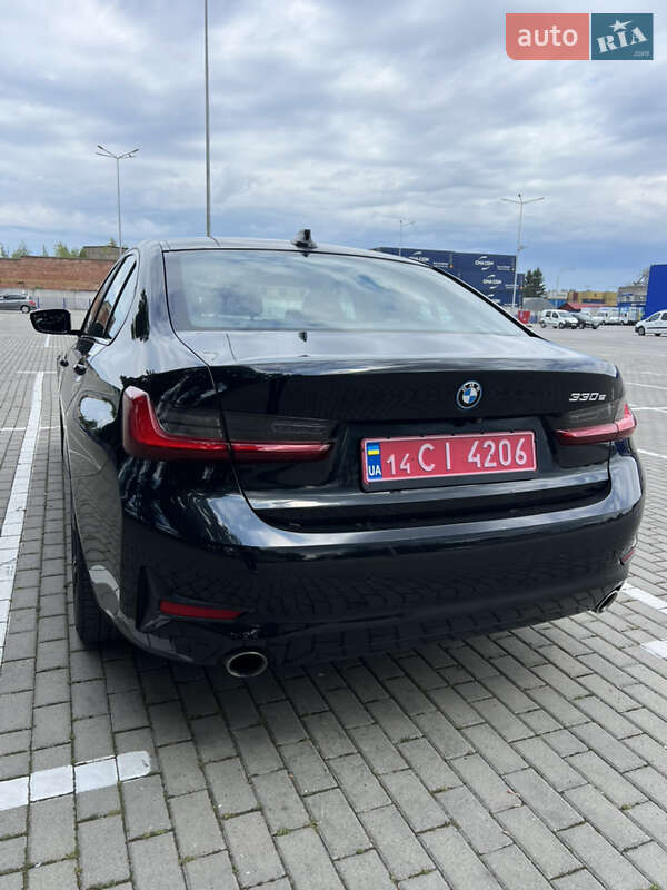 Седан BMW 3 Series 2021 в Тернополе