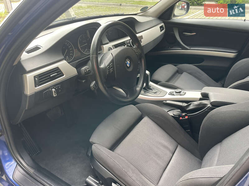 Универсал BMW 3 Series 2011 в Луцке фото 12 Универсал BMW 3 Series 2011 в Луцке