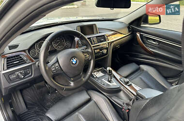 Седан BMW 3 Series 2013 в  фото 10 Седан BMW 3 Series 2013 в