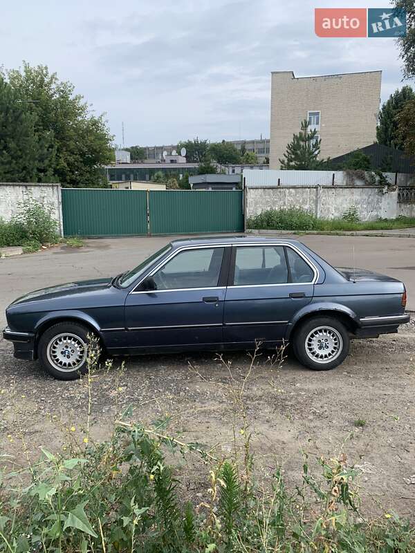 Седан BMW 3 Series 1986 в Киеве