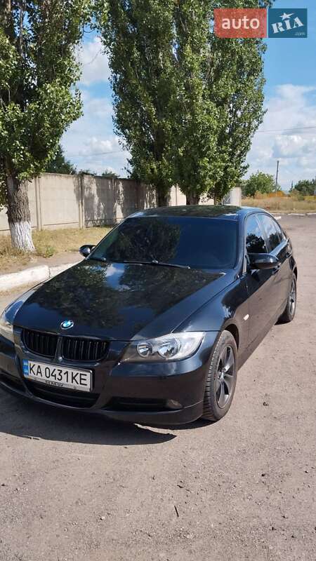 Седан BMW 3 Series 2007 в Первомайске