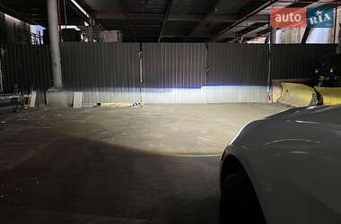 Седан BMW 3 Series 2011 в 