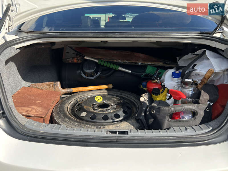 Седан BMW 3 Series 2011 в Киеве