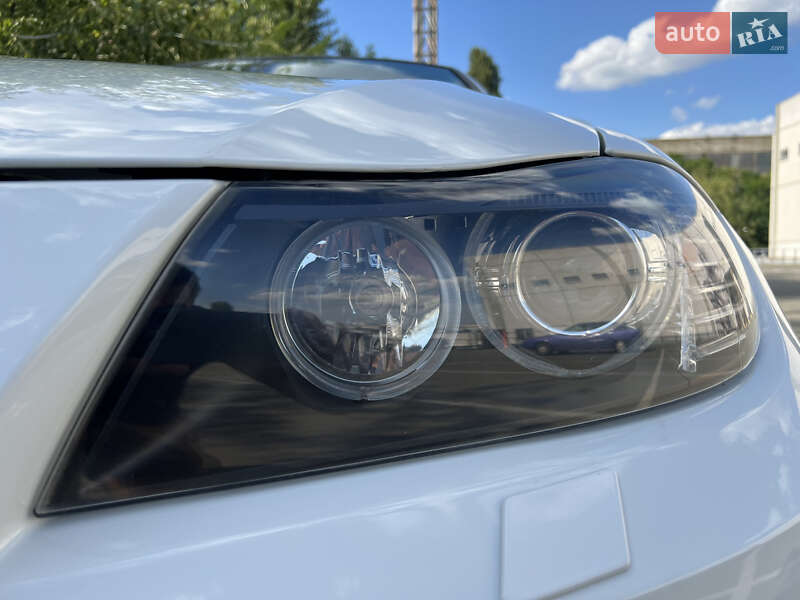 Седан BMW 3 Series 2011 в Киеве