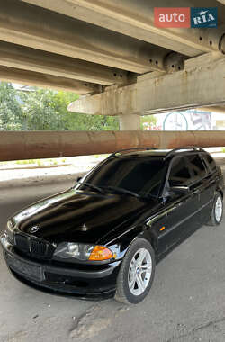Універсал BMW 3 Series 2001 в Черкасах