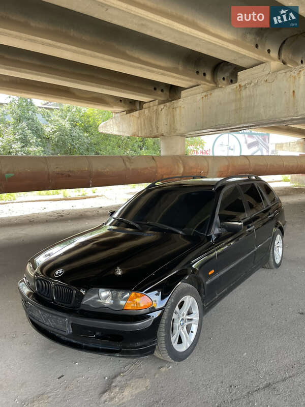 BMW 3 Series 2001