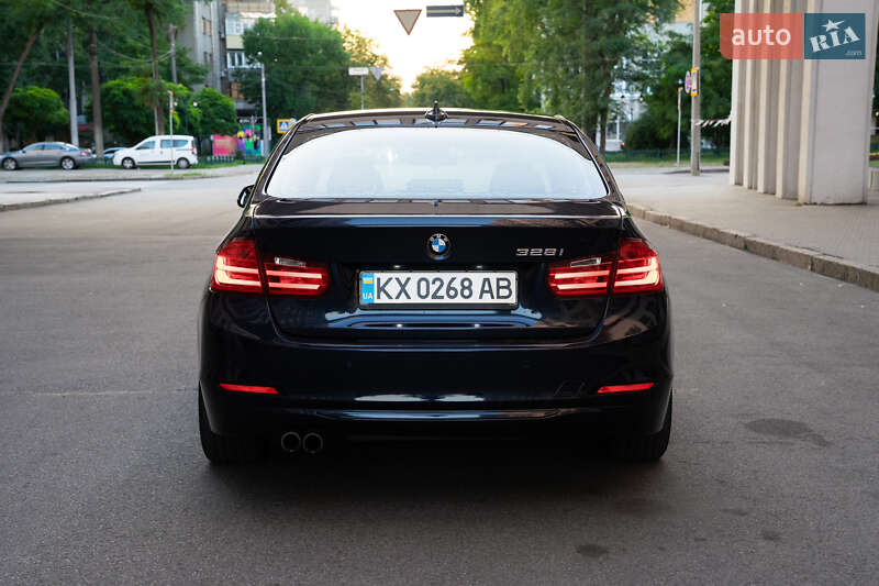 Седан BMW 3 Series 2012 в Харькове
