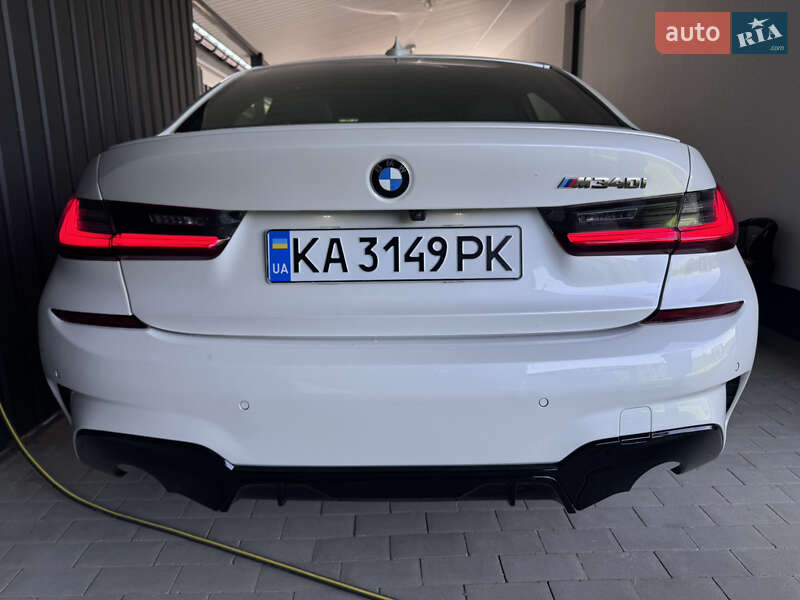 Седан BMW 3 Series 2020 в Киеве