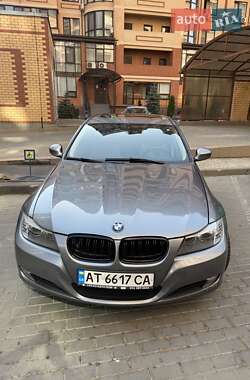 Седан BMW 3 Series 2011 в Одессе
