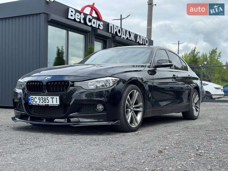 Седан BMW 3 Series 2016 в Львові