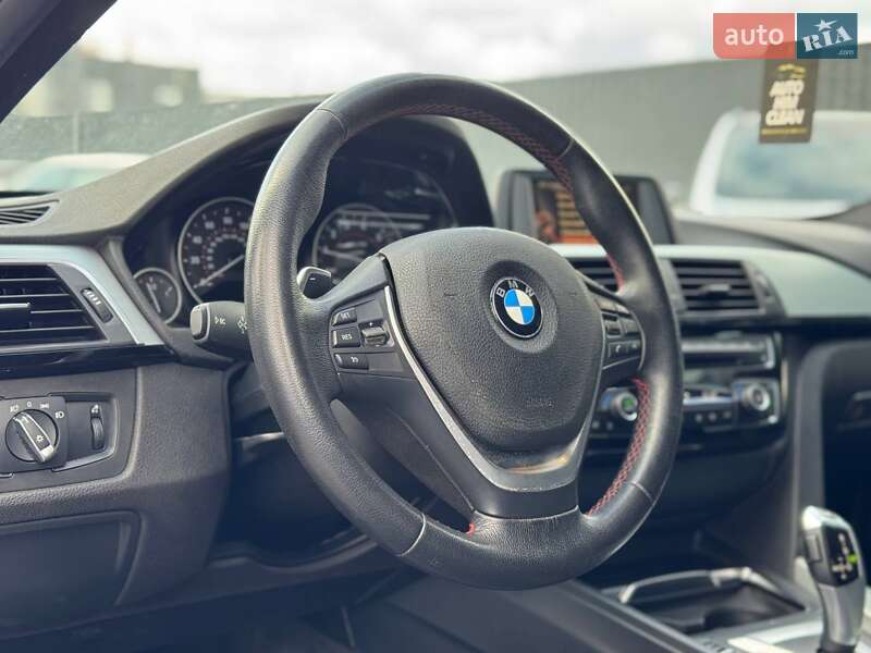 Седан BMW 3 Series 2016 в Львові