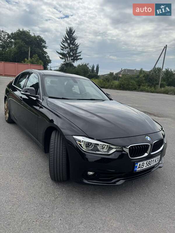Седан BMW 3 Series 2017 в Хмільнику фото 10 Седан BMW 3 Series 2017 в Хмільнику