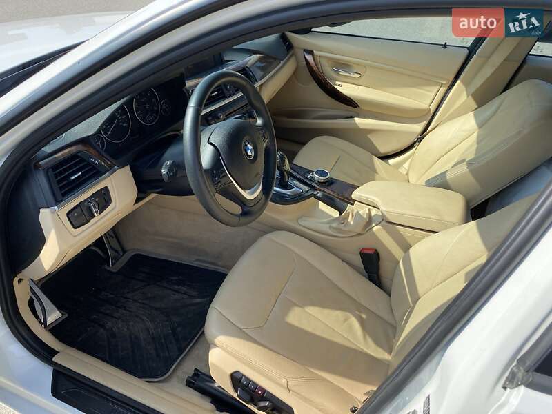 Седан BMW 3 Series 2013 в Киеве фото 12 Седан BMW 3 Series 2013 в Киеве