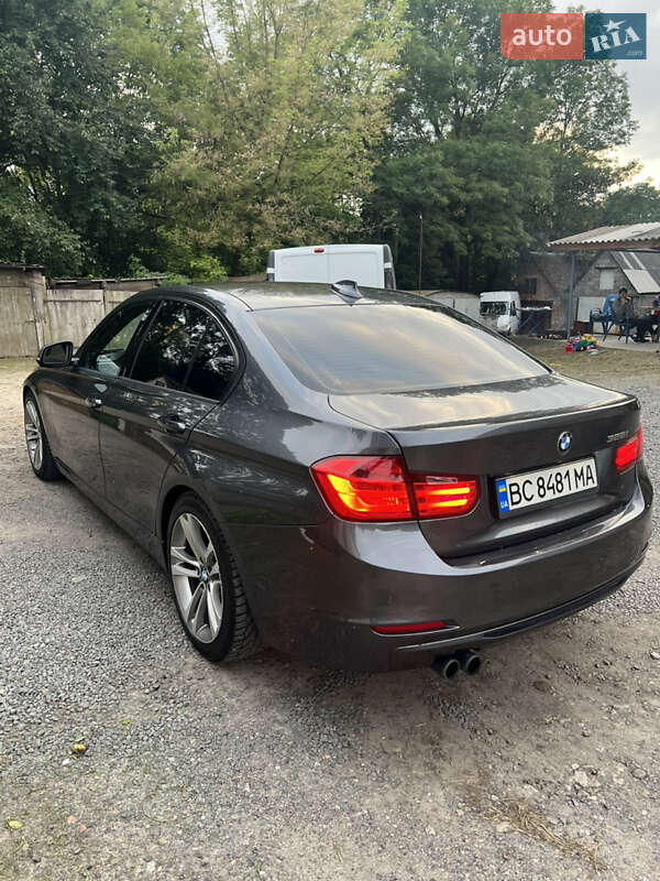 Седан BMW 3 Series 2015 в Буске