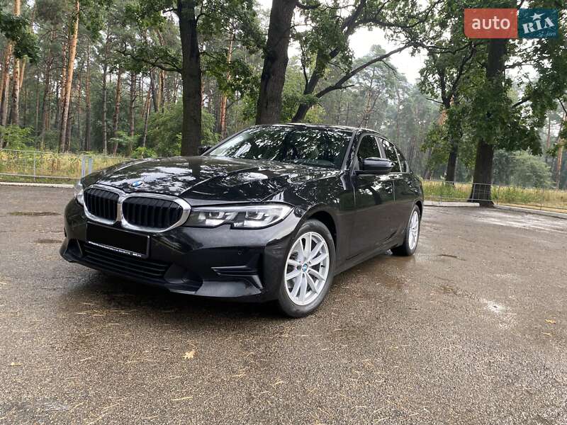 Седан BMW 3 Series 2020 в Киеве