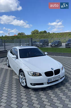 Купе BMW 3 Series 2007 в Рокитном