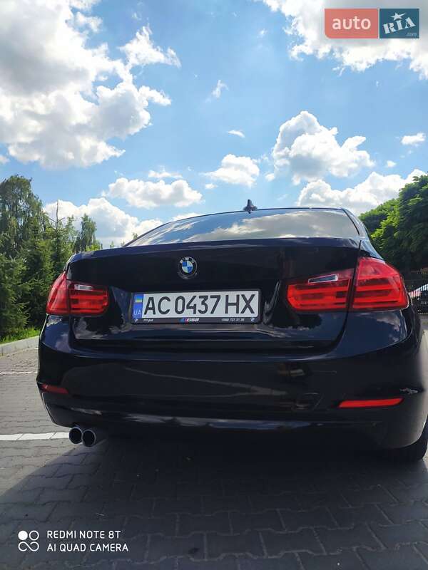 Седан BMW 3 Series 2015 в Луцьку