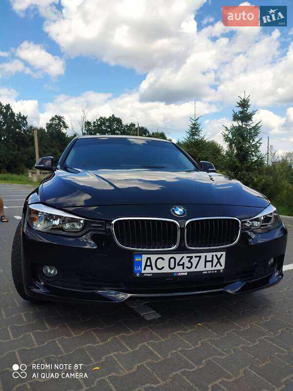 Седан BMW 3 Series 2015 в Луцьку