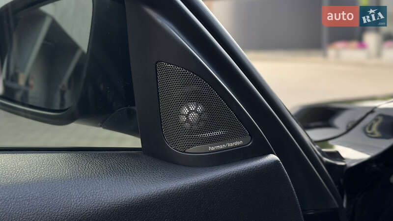 Седан BMW 3 Series 2013 в Киеве