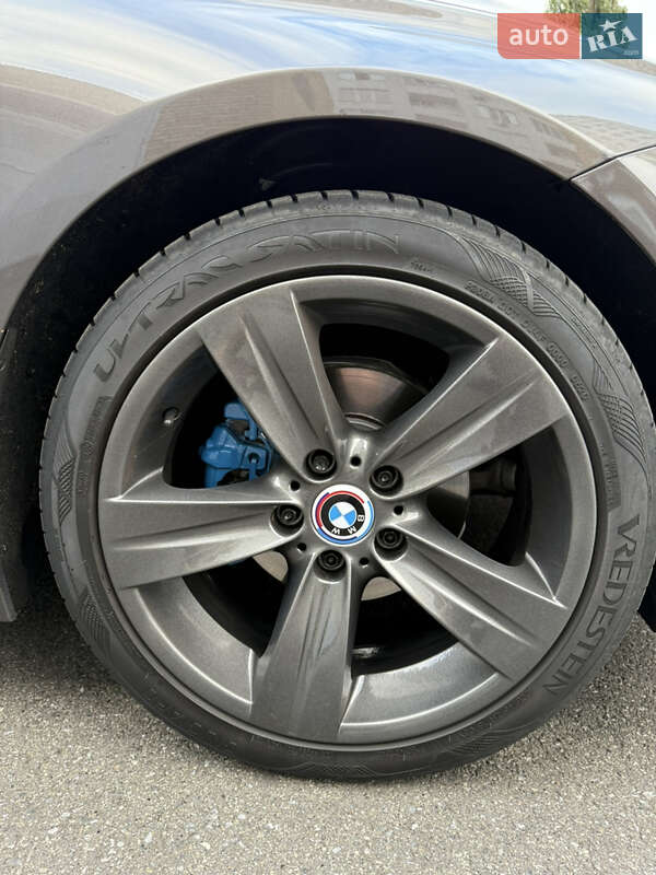 Универсал BMW 3 Series 2015 в Киеве