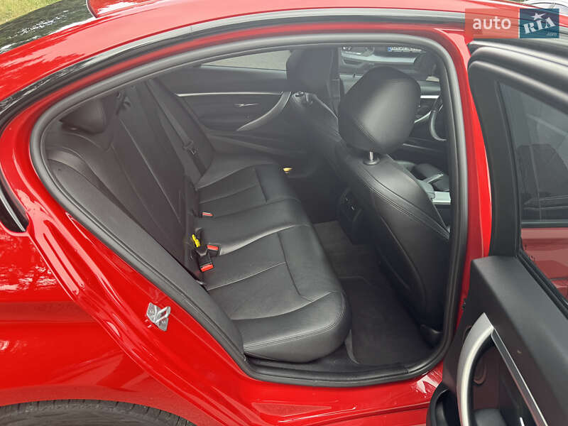 Седан BMW 3 Series 2017 в Києві фото 5 Седан BMW 3 Series 2017 в Києві