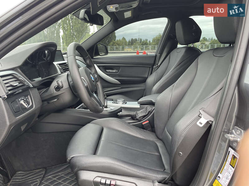 Седан BMW 3 Series 2015 в Киеве