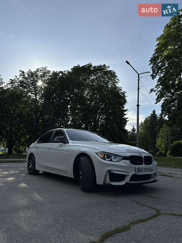 Седан BMW 3 Series 2012 в Желтых Водах
