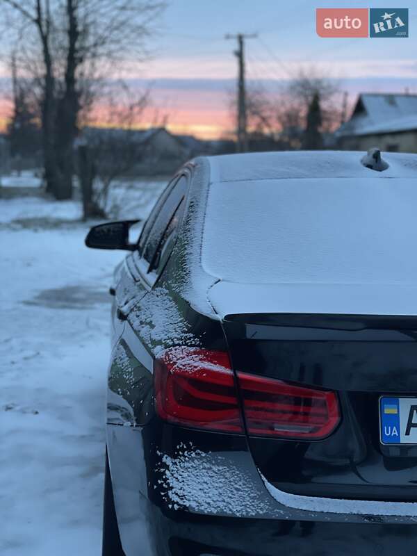 Седан BMW 3 Series 2014 в Харкові