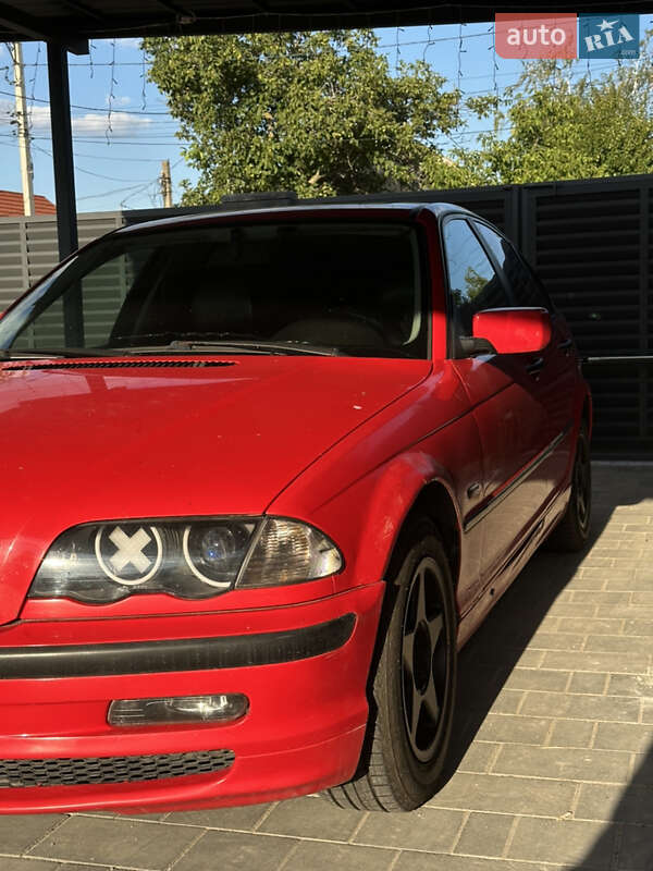 Седан BMW 3 Series 1998 в Ізмаїлі