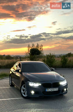 Седан BMW 3 Series 2014 в Львове