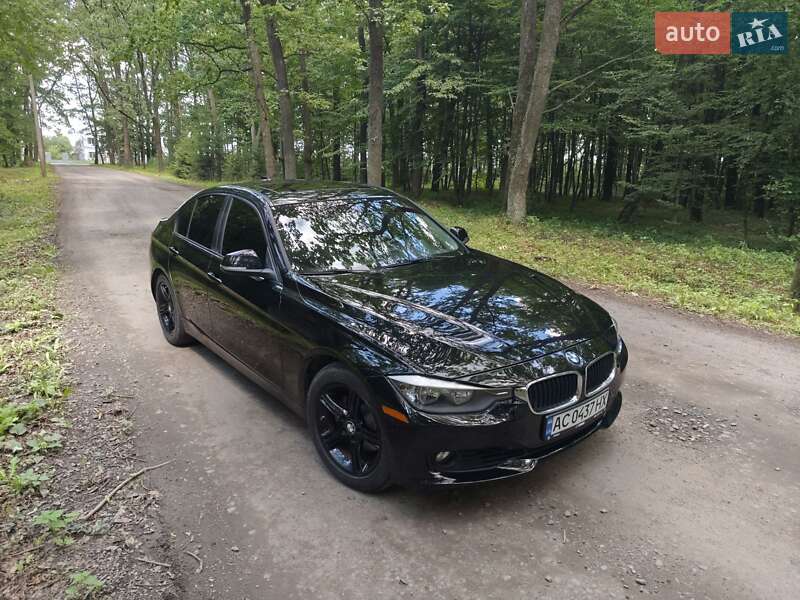 Седан BMW 3 Series 2015 в Луцьку