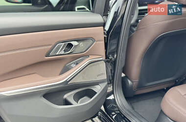 Седан BMW 3 Series 2025 в 