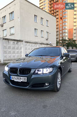 Универсал BMW 3 Series 2009 в Киеве