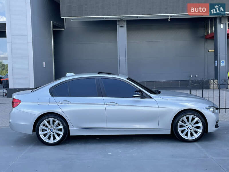 Седан BMW 3 Series 2016 в Киеве фото 5 Седан BMW 3 Series 2016 в Киеве
