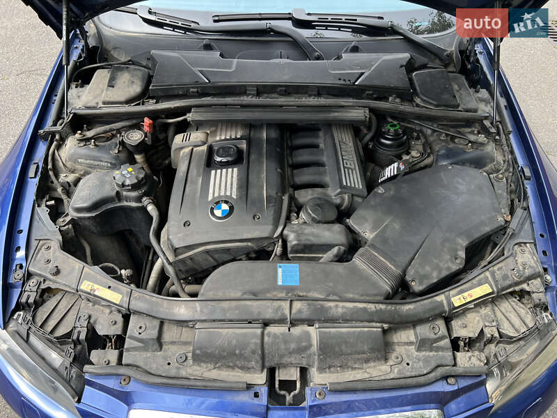 Купе BMW 3 Series 2007 в Києві фото 20 Купе BMW 3 Series 2007 в Києві