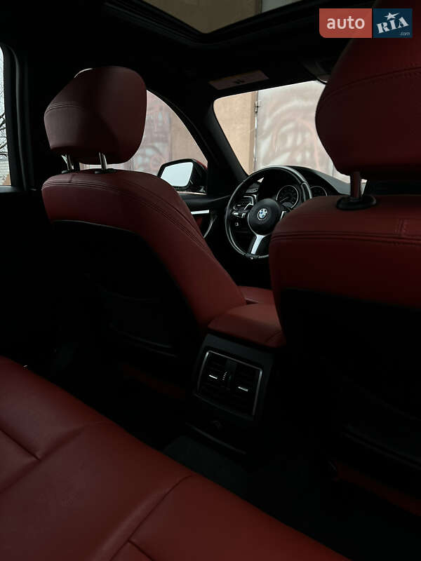 Седан BMW 3 Series 2016 в Борисполі