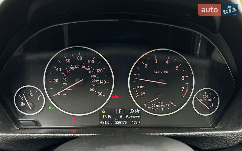 Седан BMW 3 Series 2013 в Львове