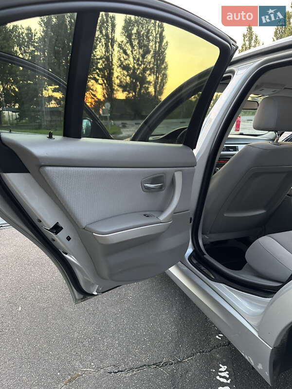 Седан BMW 3 Series 2008 в Хмельницком фото 24 Седан BMW 3 Series 2008 в Хмельницком