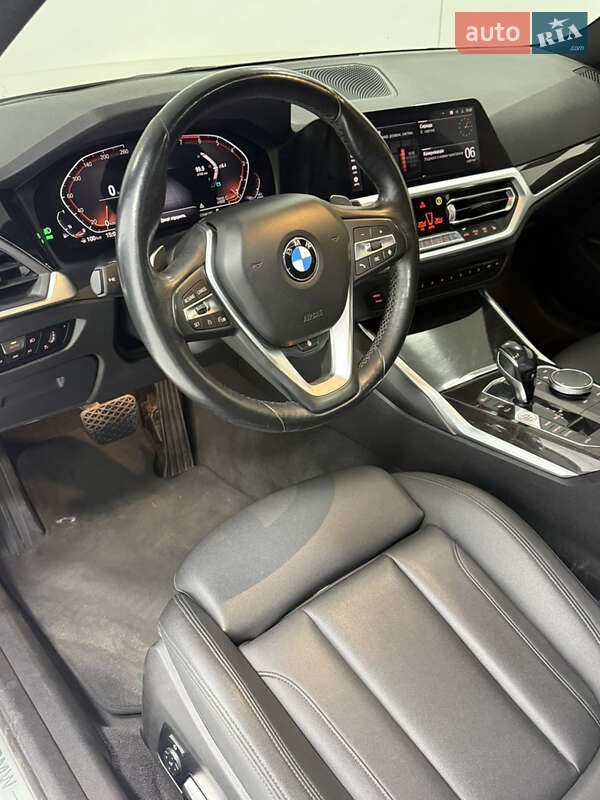 Седан BMW 3 Series 2019 в Одесі