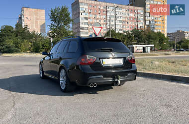 Универсал BMW 3 Series 2005 в  фото 15 Универсал BMW 3 Series 2005 в