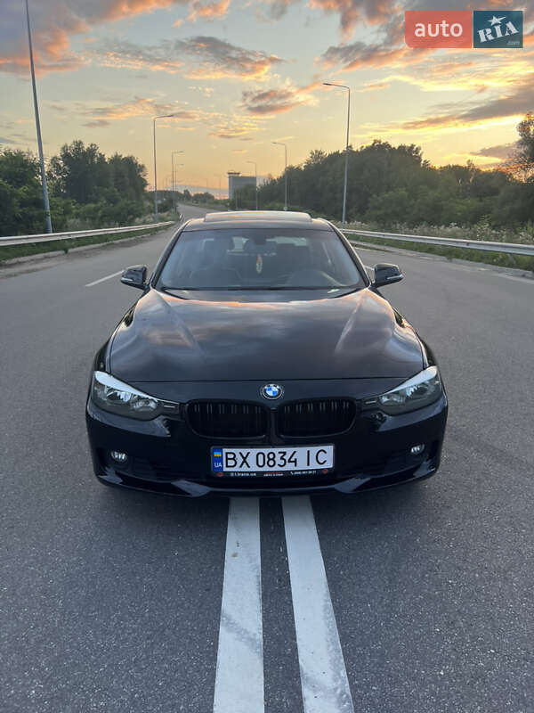 Седан BMW 3 Series 2012 в Хмельницькому