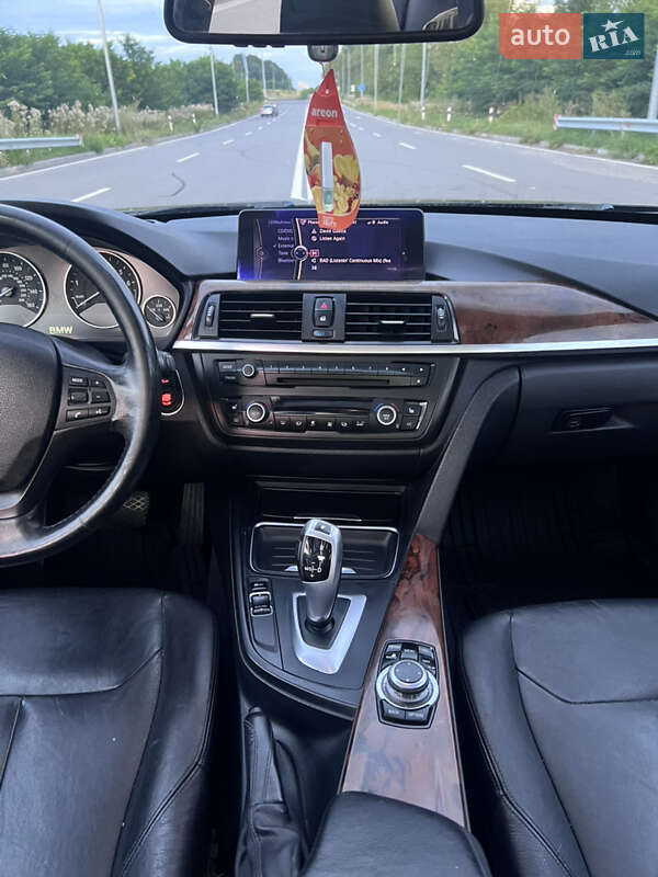 Седан BMW 3 Series 2012 в Хмельницькому