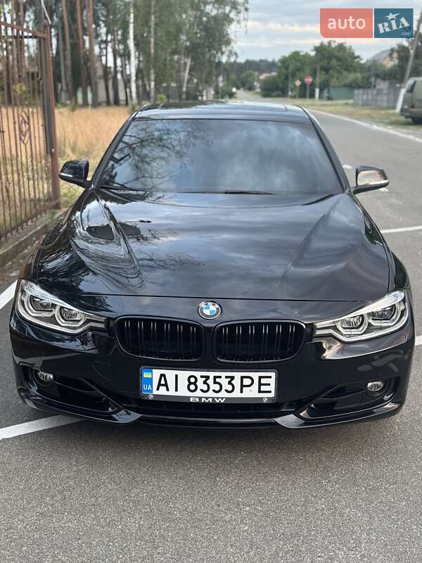 Седан BMW 3 Series 2018 в Киеве