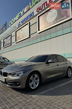 Седан BMW 3 Series 2016 в Одессе