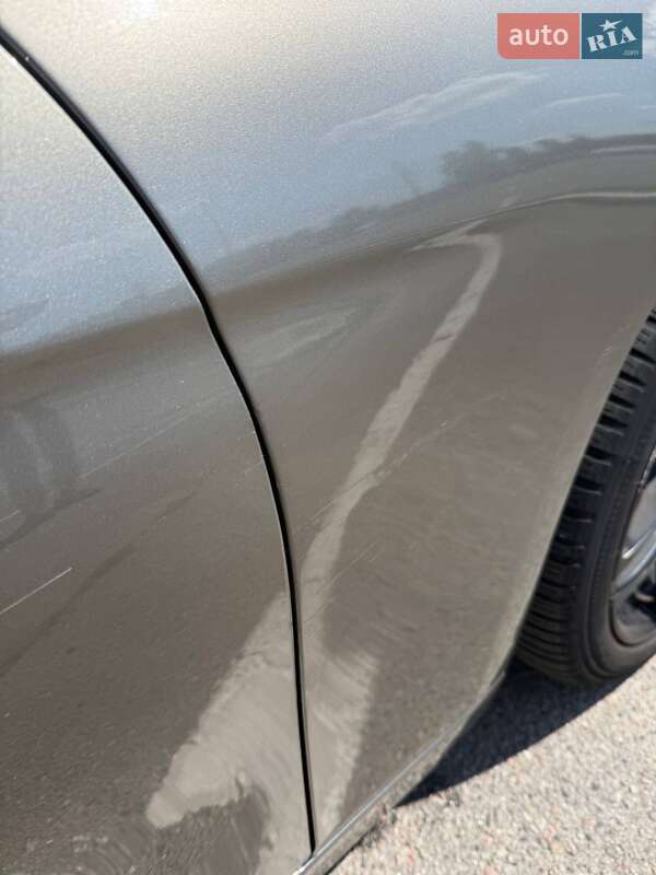 Седан BMW 3 Series 2016 в Києві