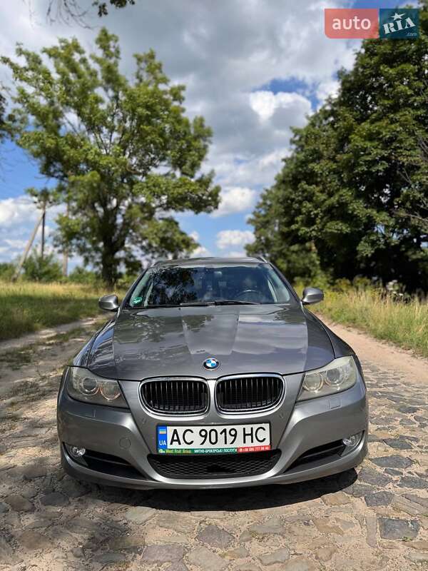 BMW 3 Series 2012