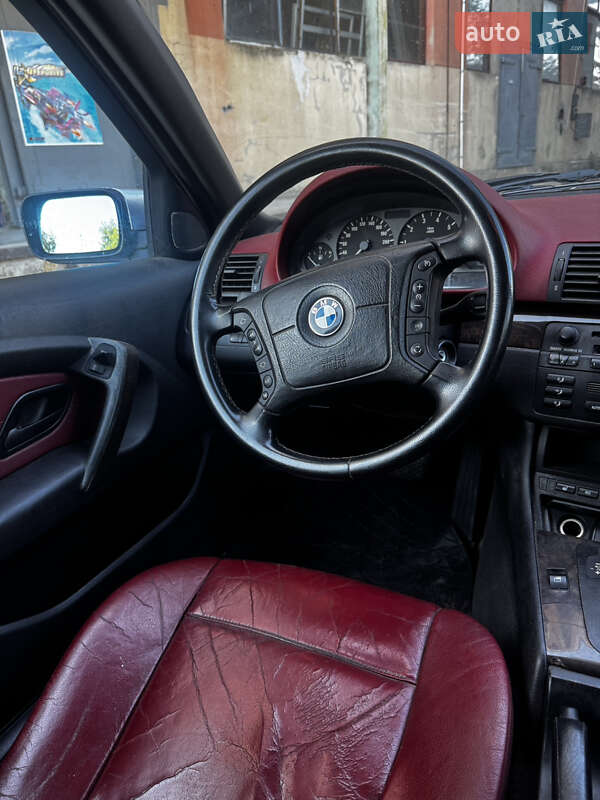 Универсал BMW 3 Series 2001 в Одессе