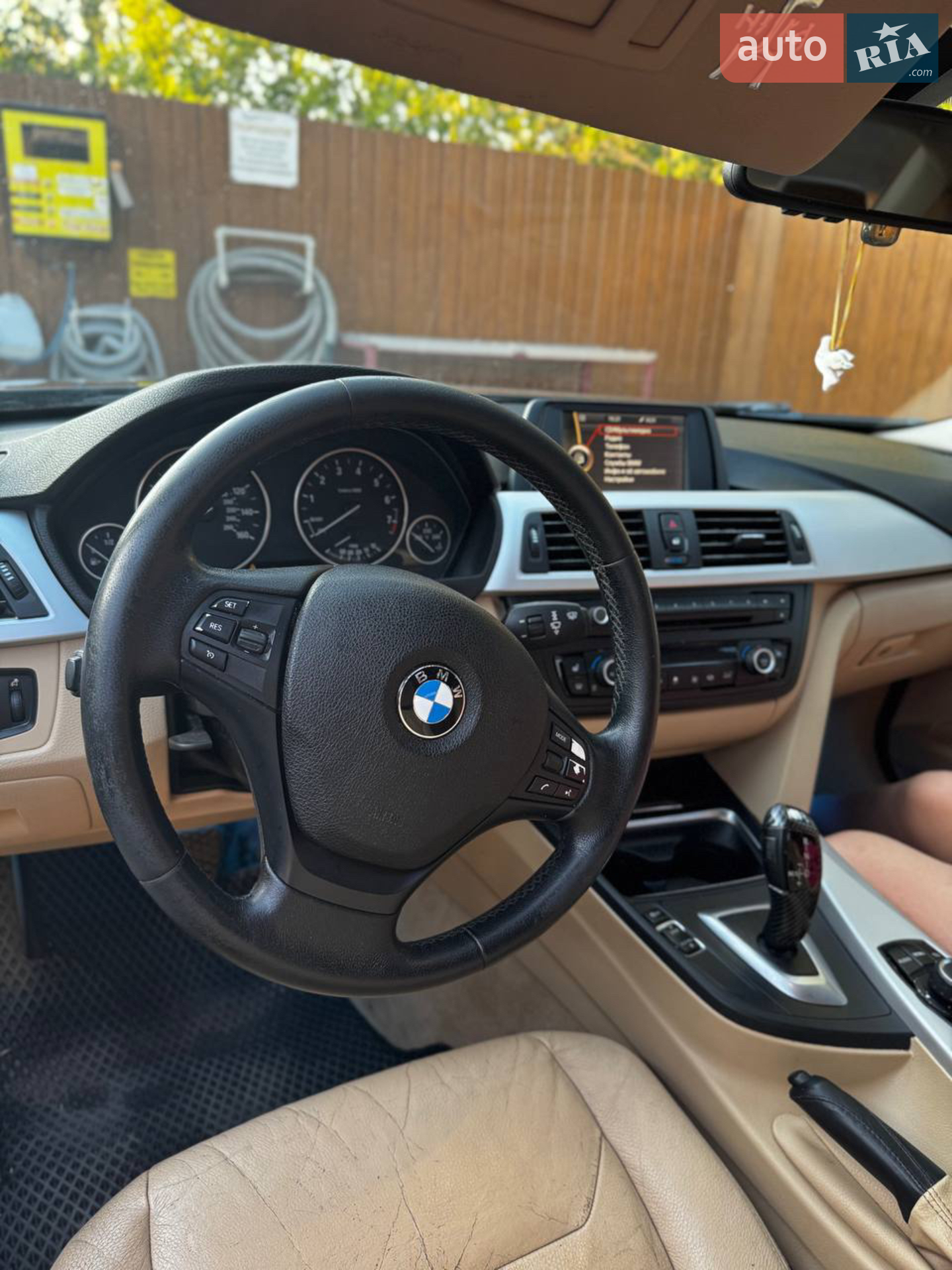2012 BMW 3er - мініатюра 11